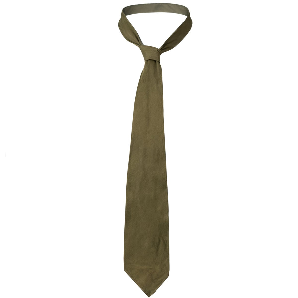 Khaki green original British Army tie with a traditional wide blade and pointed tip, suitable for vintage service dress impressions.
