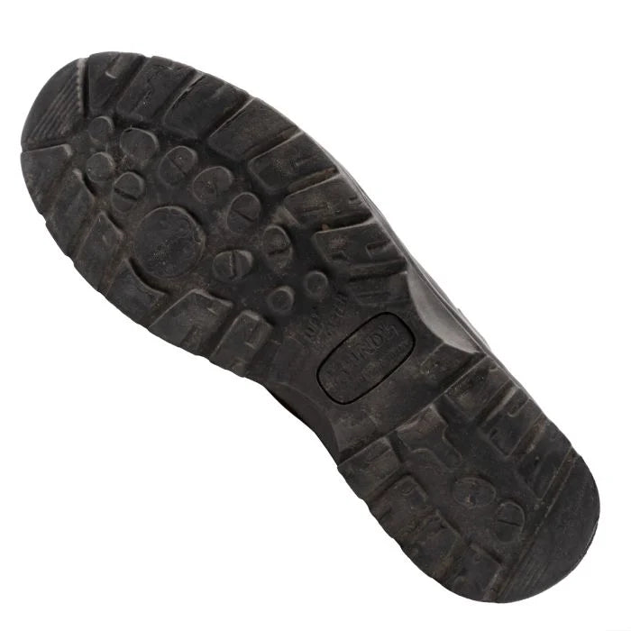 Underside view of the oil-resistant antistatic Meindl Multigrip sole of Bundeswehr pilot boots