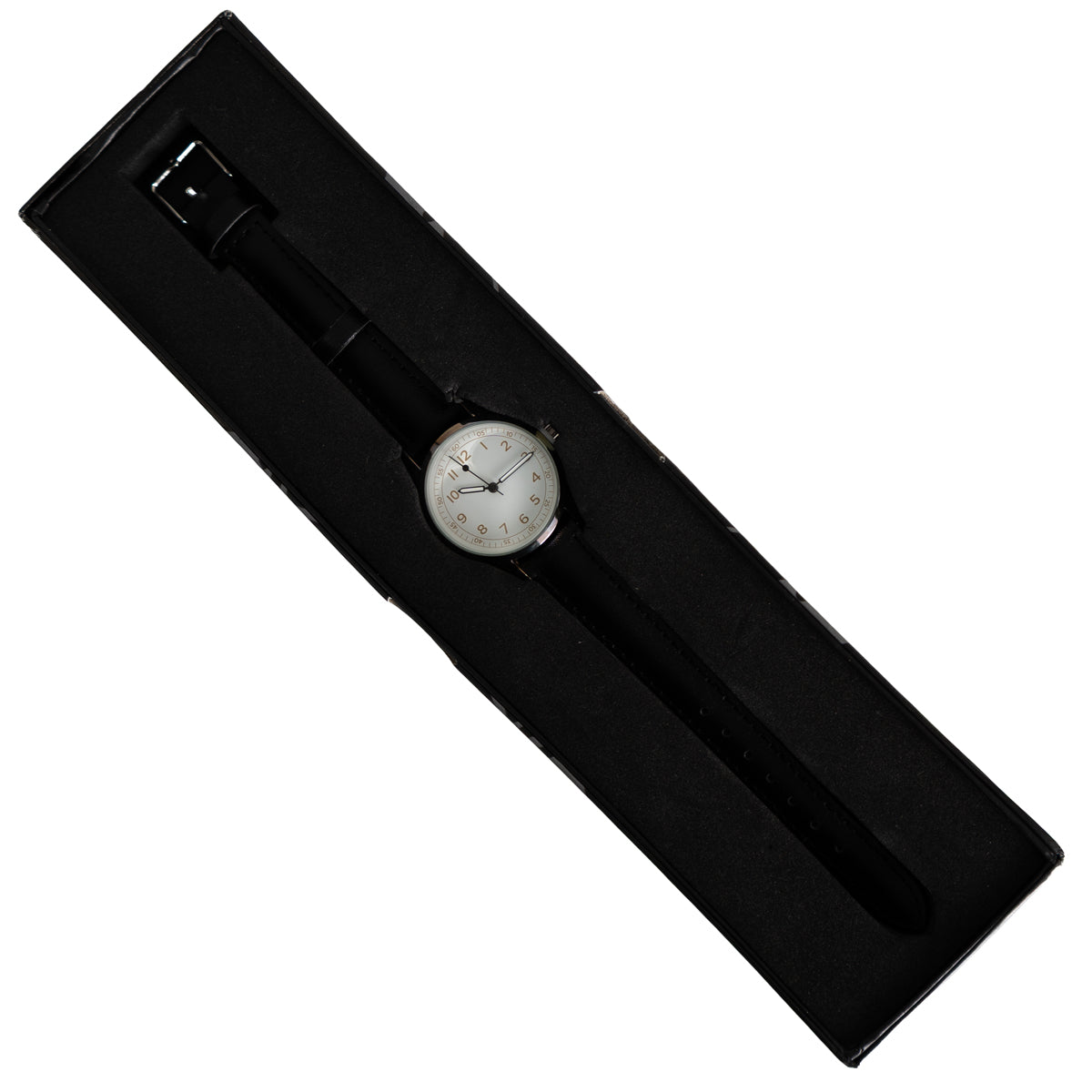 Eaglemoss 1940s US Seaman's watch neatly packaged in a custom black presentation display box.