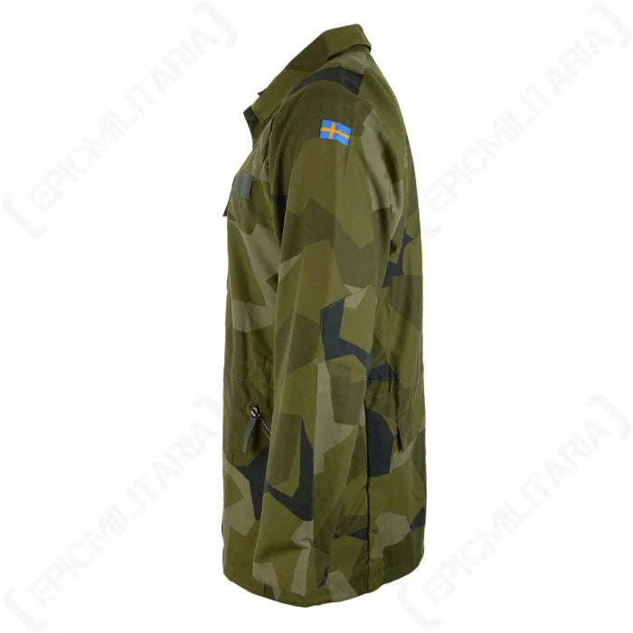 Swedish Army M90 field jacket side profile featuring arm flag patch and cuff adjustment