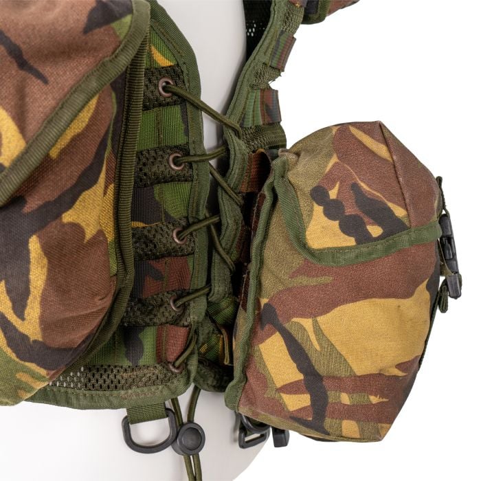 Side adjustment lacing system with brass eyelets and cord locks on Dutch assault vest