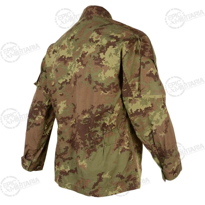 Rear three-quarter view of genuine Italian Army Vegetato military shirt
