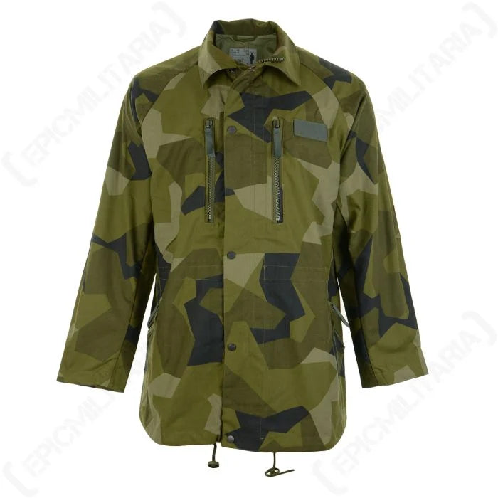 Original Swedish Army M90 lightweight field jacket in splinter camo front view