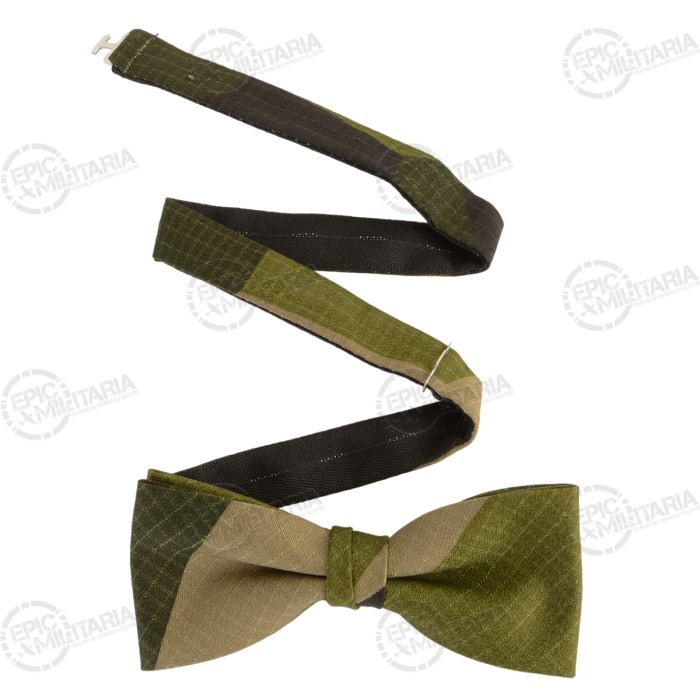Green ripstop pattern pre-tied camouflage bow tie with metal T-hook fastener