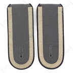 Pair of authentic Bundeswehr Unteroffizier rank shoulder boards featuring black piping and light grey woven tresse.