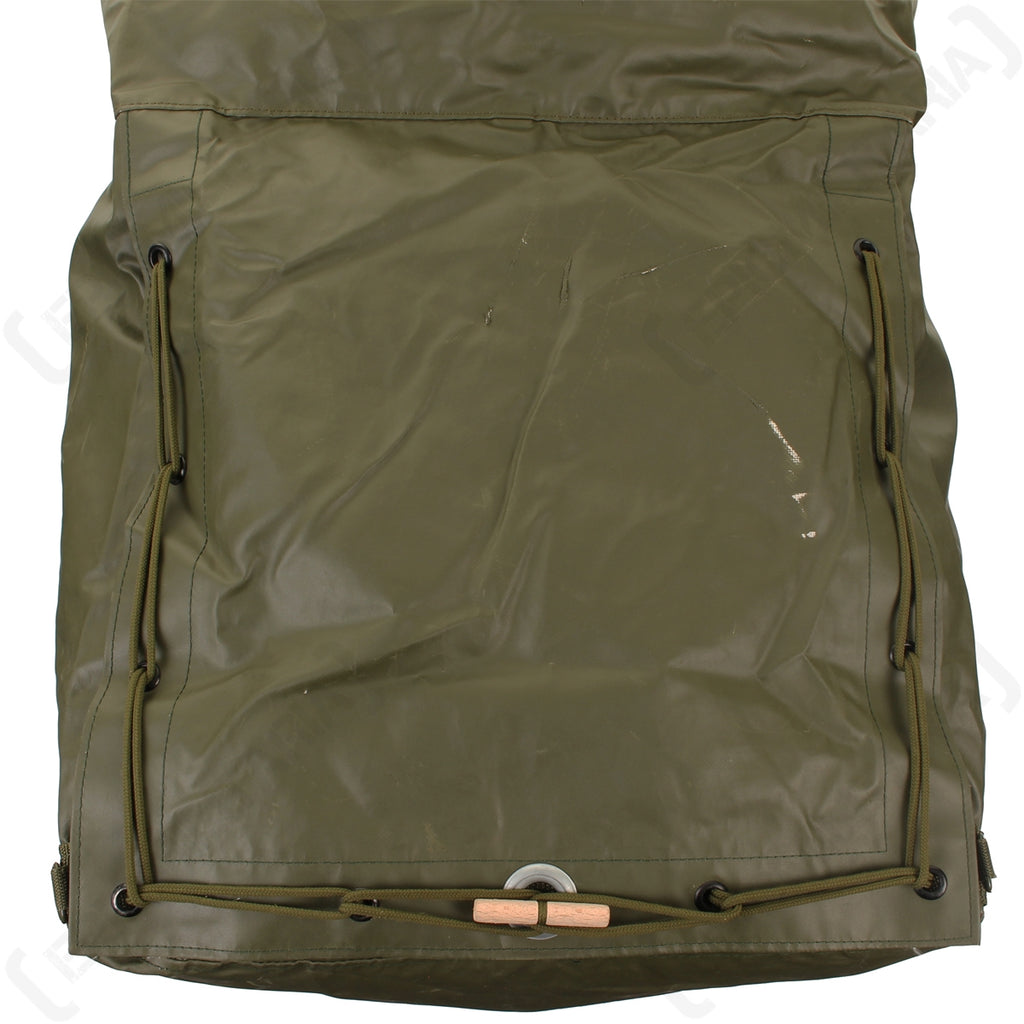 Close-up of the side-lace opening on the Czech M85 bag with eyelets and a wooden toggle fastener.