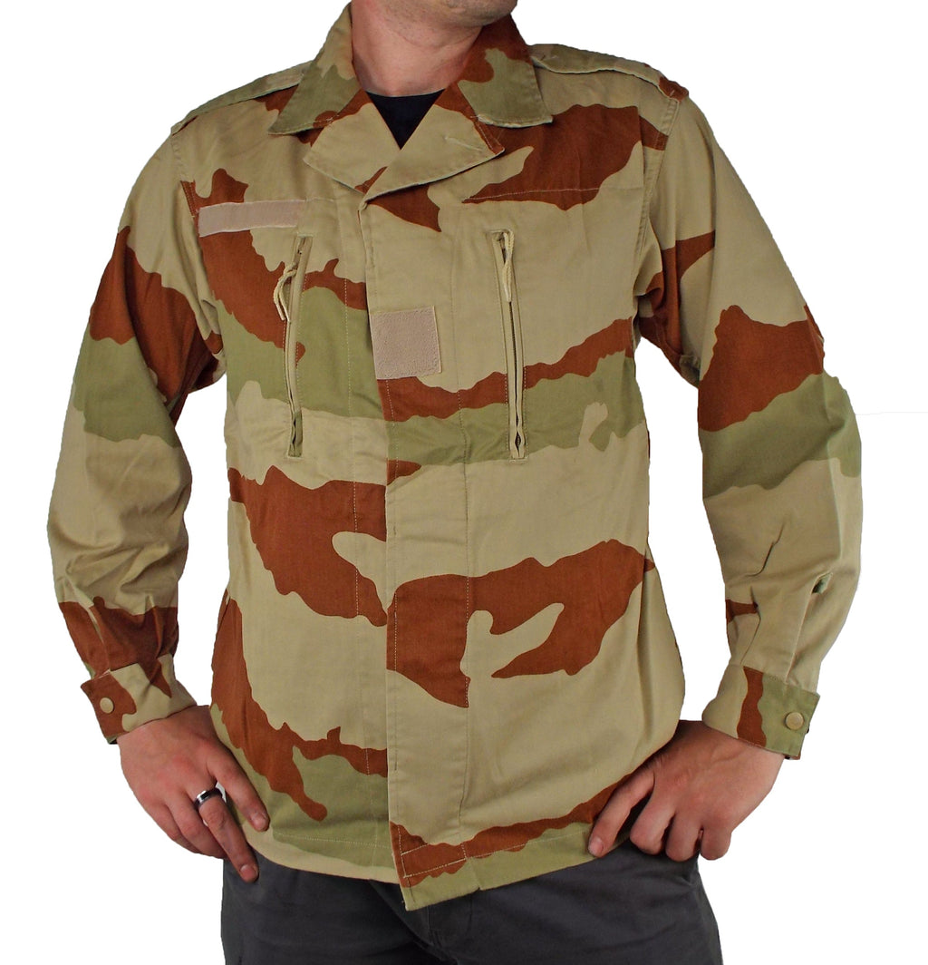 Front view of the French Army F2 jacket in CCE desert camo, featuring dual vertical chest pockets and durable poly-cotton blend.